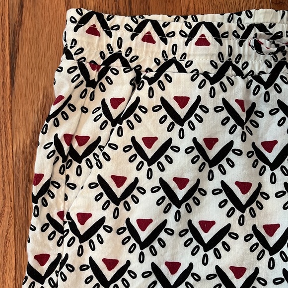 LOFT Linen Blend Pull On Geometric Print Short Size S - Picture 2 of 6